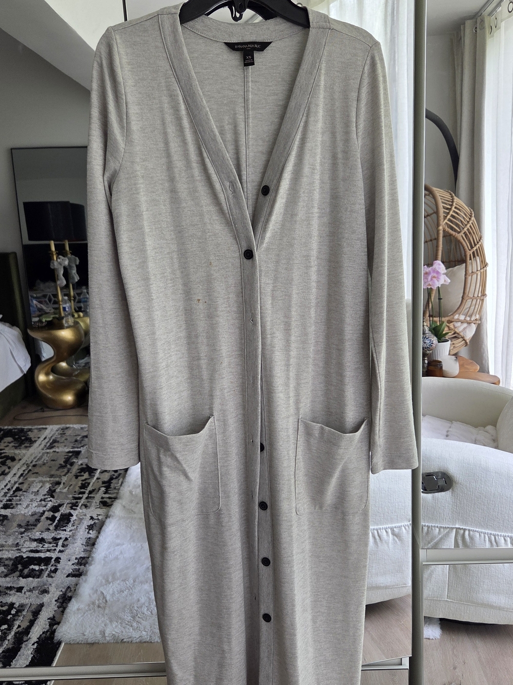Banana Republic Long Button-Front Knit Robe in Light Gray